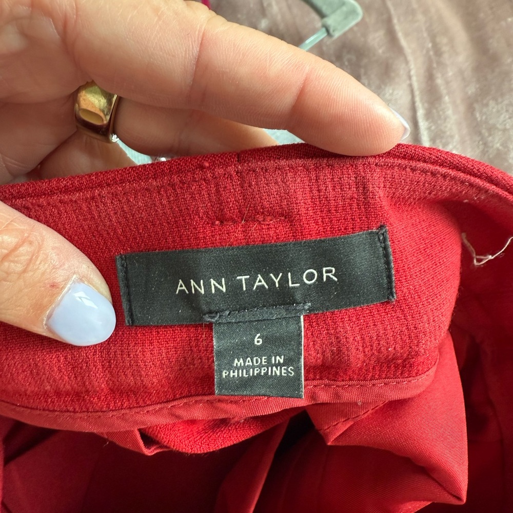 Ann Taylor Red High-Waisted Trousers with Cloth Belt Ankle Length - Picture 4 of 9